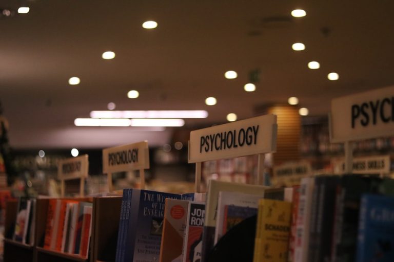 vaka kategorisi için Zihin Raporu editoryal haber görseli