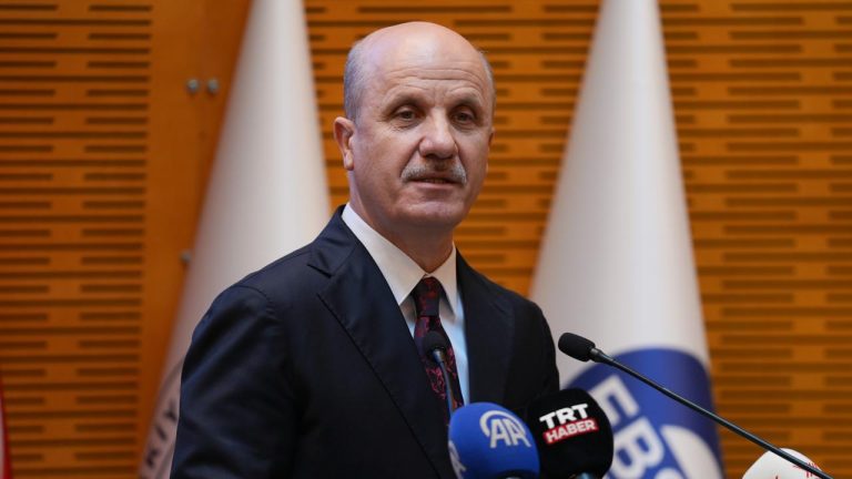 YÖK Başkanı Özvar: Uluslararası üniversite sıralamalarında 6 üniversitemiz ilk 500'e girdi