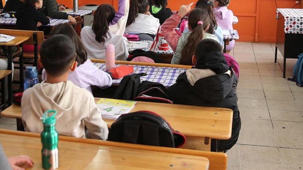 Türkiye'de 769 bin 933 derslik bulunuyor